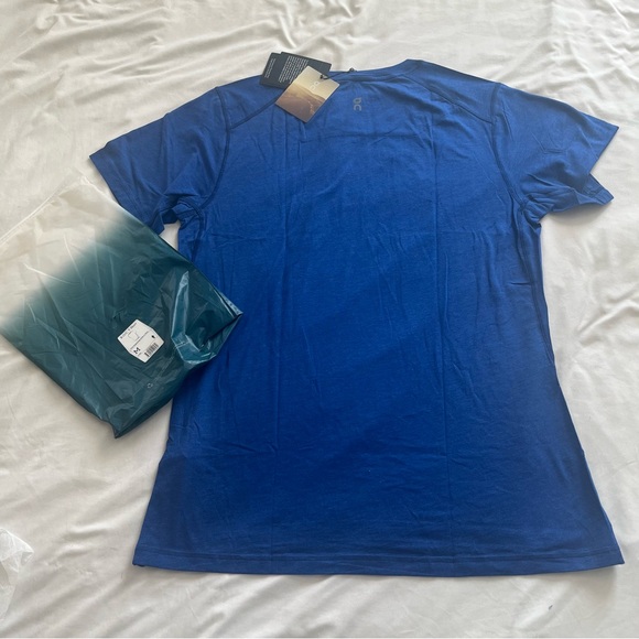New Men’s On Running ROC (Running On Cloud) Athletic Tee T-Shirt size Medium - Picture 2 of 5
